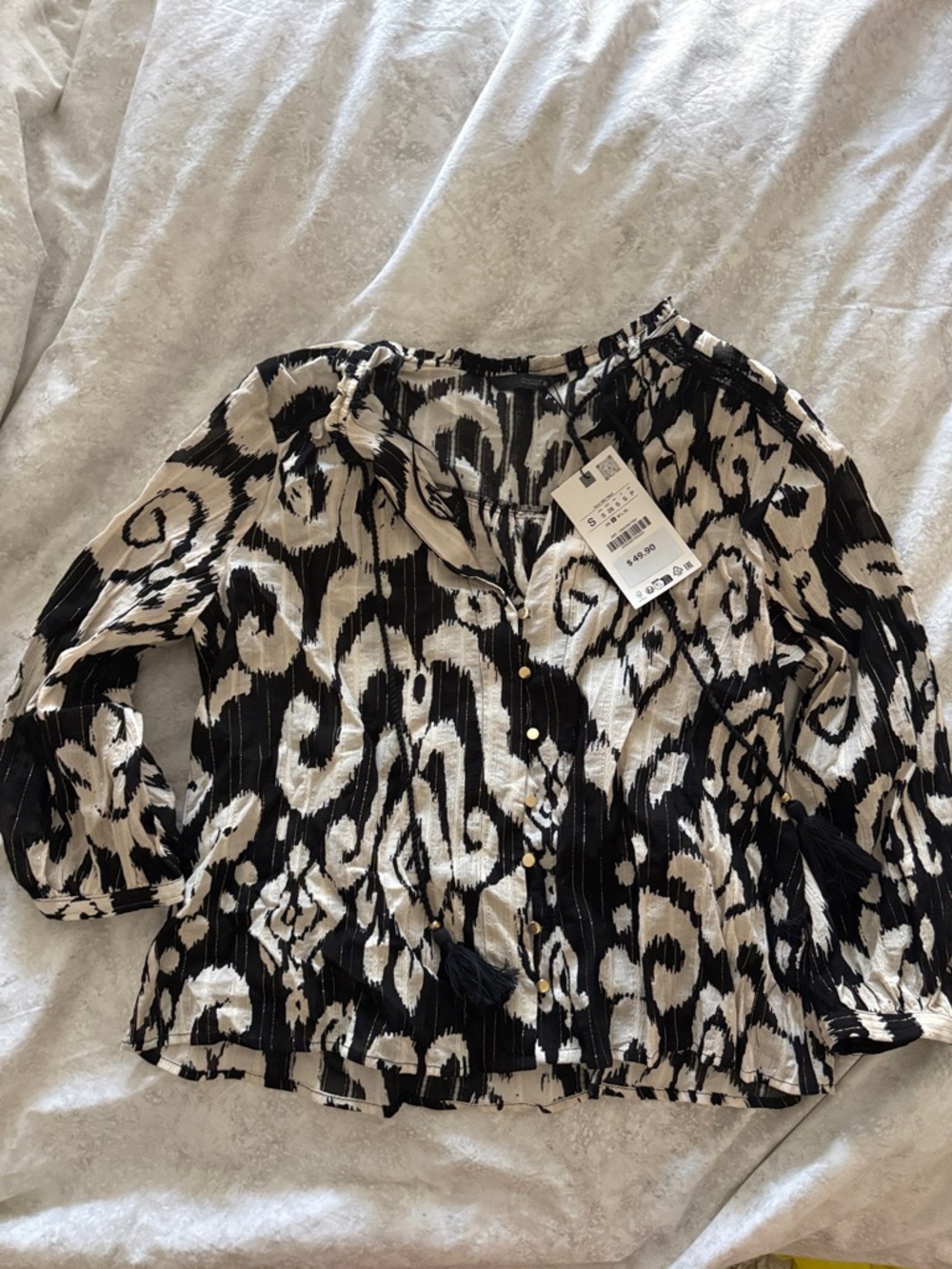 Zara Black and Cream Printed Button-Front Blouse